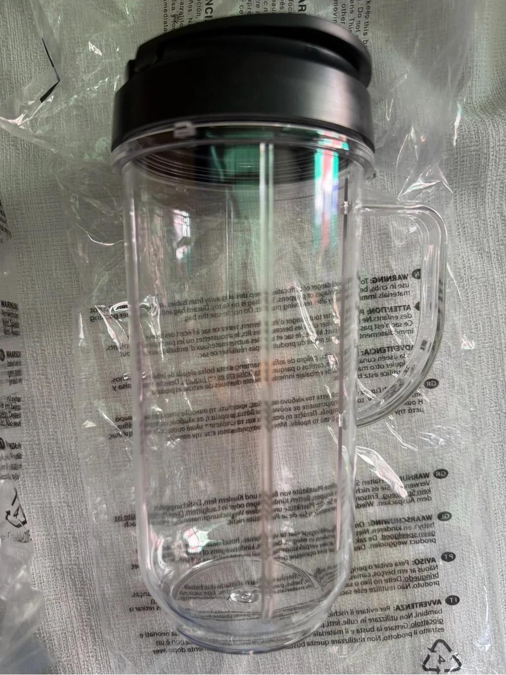 Set of 2 Clear Blender Cups‎ with Black Lids shake coffee drinks